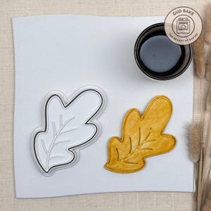Oak Leaf Cookie Cutter | Tree Leaf Cookie Cutter | Cute Plants Cookie Cutter