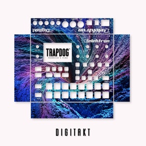 以下が含まれることがあります： Elektron Digitakt サンプラー用の青、紫、白の抽象的なデザインスキン。スキンには「TRAPDOG」と「PRODUCER'S PLUG」のテキストが書かれています。