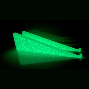 TRAPDOG® Glow-In-The-Dark Roland SP404 OG-SX-A-MkII Stand / 16.6 Degree Tilt / SP404 Stand / Studio Accessories / Gift for Producer