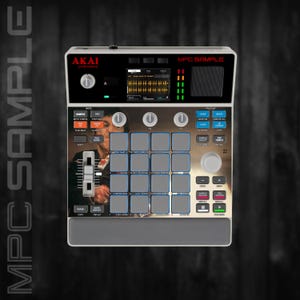 Peut inclure: Un contrôleur de production musicale Akai Professional MPC Sample doté d'une grille de seize pads, d'un écran d'affichage numérique central, de plusieurs boutons de commande, d'un fader vertical et de divers boutons de fonction.