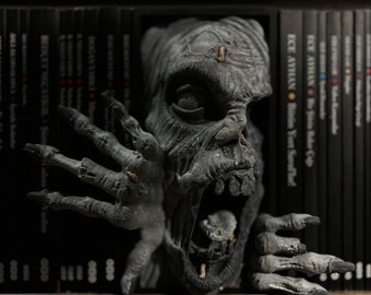 Zombie-Bücherecke: Zauberhafte Fantasy-Horror-Magie entdecken | Perfektes Geschenk für Buchliebhaber, Halloween- und Horror-Fans und Tabletop-Gamer