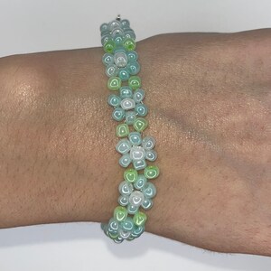 Handmade Flower Bead Bracelet