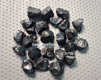 Black Spinal Raw Gemstone: 10 Piece Rough Stone Set (12-15 MM)