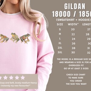 Frog Sweatshirt Gift Nature Lover Cottagecore Aesthetic Witch Hoodie Unisex Apparel Garden Enthusiast Amphibian Fan Wildlife Crewneck Boho Sweater Light Pink
