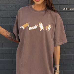 Cute Corgi Tshirt Unisex Comfort Color Tee Aesthetic Dog Lover Shirt Funny Welsh Corgi Top Mothers Fathers Day Gift for Corgi Dad Tee in Trendy Espresso Colour