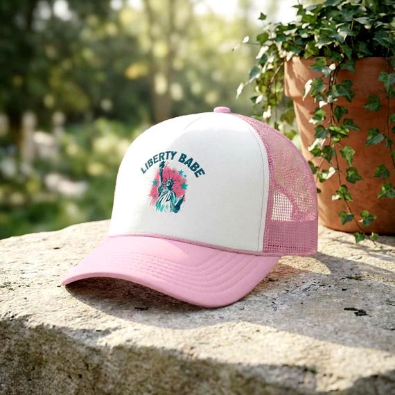 Liberty Babe Trucker Hat Pink Patriotic Cap Retro Statue of Liberty Foam Hat Cute July 4th Hat for Women Coquette USA Gift