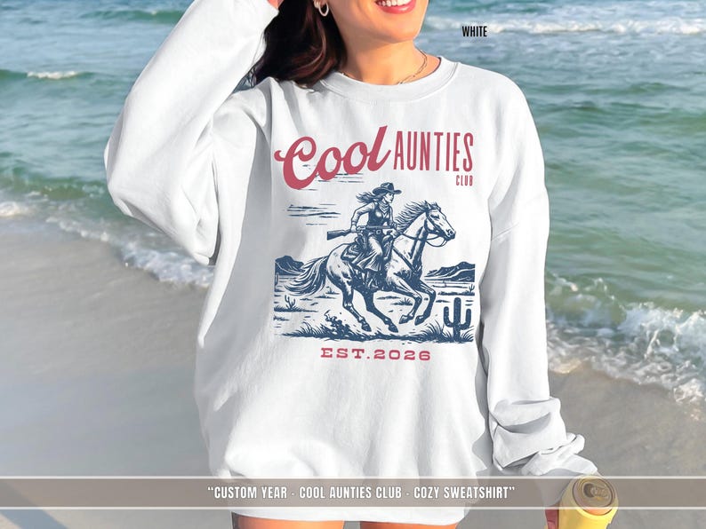 Perfect Aunt Gift Cool Auntie Club Sweatshirt Western Cowgirl Crewneck Design Birthday Present Women Pullover Custom Year Option Vintage Style Pregnancy Announcement Reveal Matching Family Photos Comfortable Casual Wear Retro Graphic Print