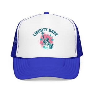 Liberty Babe Trucker Hat Pink Patriotic Cap Retro Statue of Liberty Foam Hat Cute July 4th Hat for Women Coquette USA Gift Royal / White / Royal