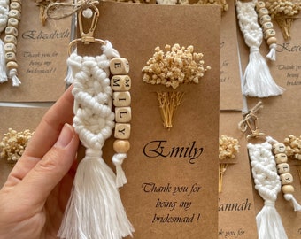 Personalized Macrame Keychain, Bridesmaid Accessory, Bridal Party Gift, Customizable Wedding Party Gift, Bridal Macrame Keychain
