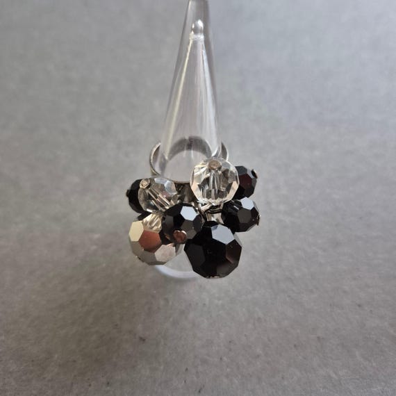 Statement-Ring mit facettierten Glasperlen – Schw… - image 1