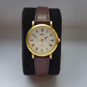 Royal Quartz Classic Watch