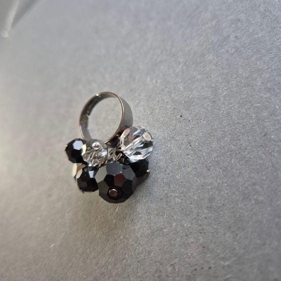 Statement-Ring mit facettierten Glasperlen – Schw… - image 4
