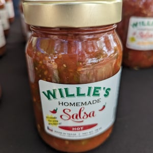 Willie&#39;s Homemade Hot Salsa 16oz Jar.