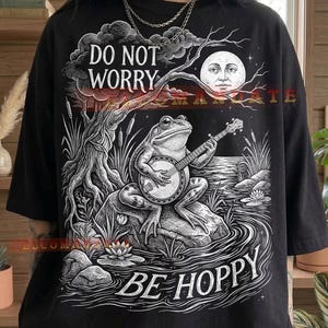 Do Not Worry Be Hoppy Frog Banjo Comfort Colors® Tshirt, Vintage 90s Graphic Style Toad Retro Tee, Nature Y2K Animal Streetwear Gift