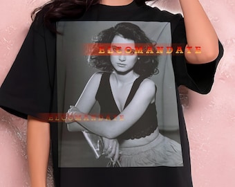 WINONA RYDER Shirt, Winona Ryder Vintage, Winona Ryder Retro, Winona Ryder Bootleg, Winona Ryder Sweater