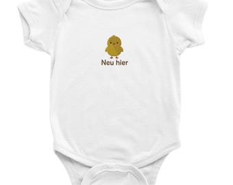 Cute unisex baby bodysuit - Handmade as a gift for mom & dad - Cute design for every occasion