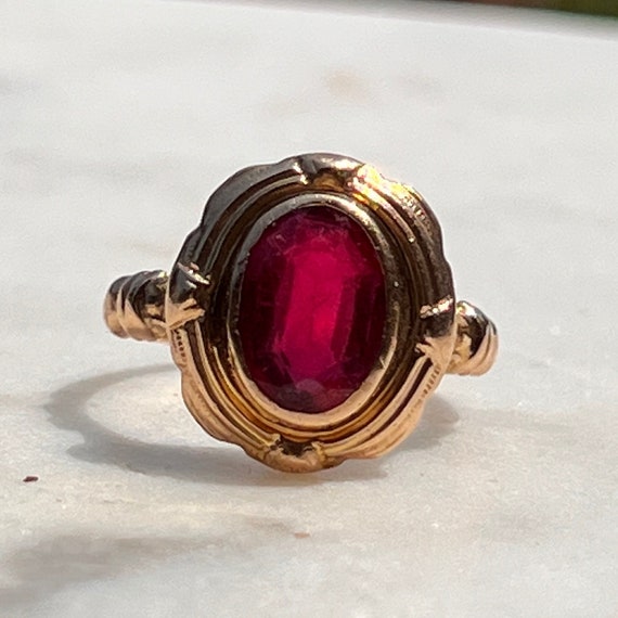 Ornate Antique Garnet 10k Ring