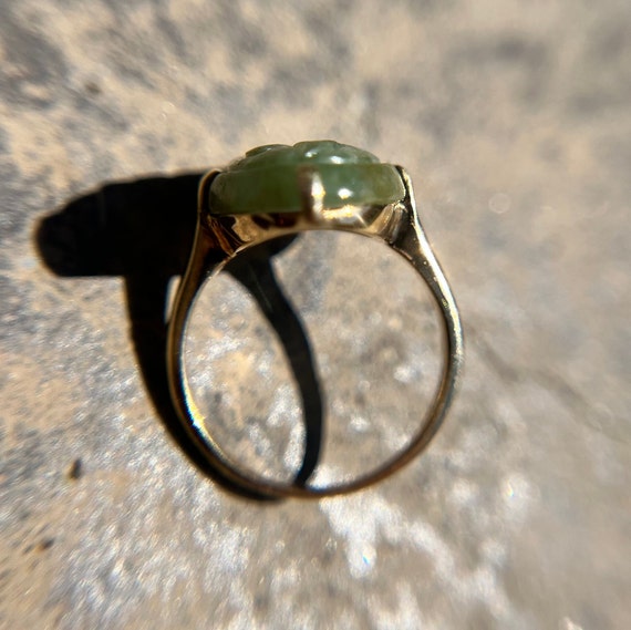 Carved Jadeite 14k Yellow Gold Floral Ring - image 4