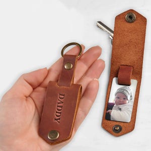Cadeau pour la première fois à papa, porte-clés en cuir personnalisé avec photo et nom, porte-clés photo personnalisé pour papa avec monogramme cadeau de Noël