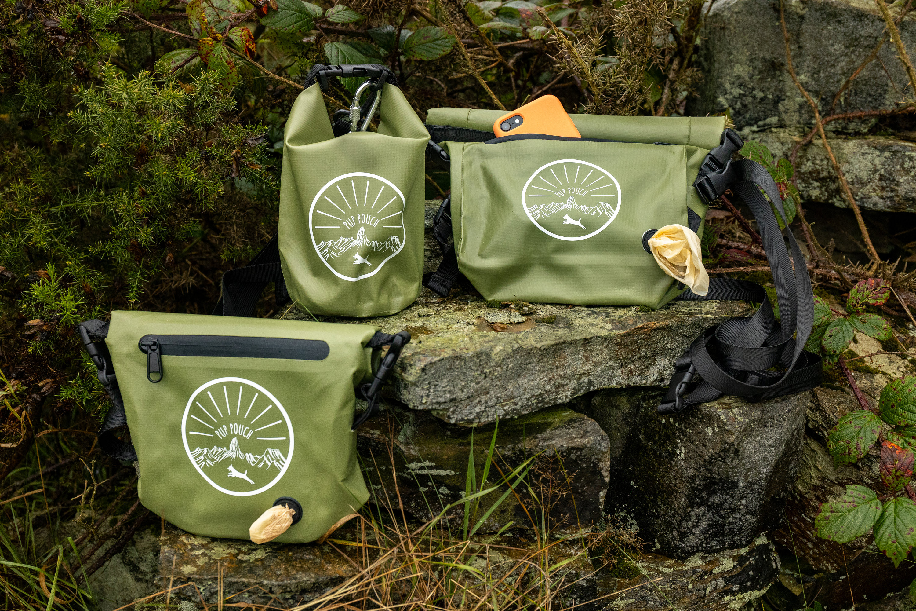 Puppouch Set Smell Proof Dog Poop Carriers Dog Walking Bags the Easiest