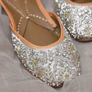 Silver/grey base juttis - handmade genuine leather punjabi jutti/khussa/mojari/flats/bridal shoes