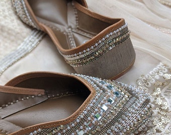 Silver silk base juttis - handmade genuine leather punjabi jutti/khussa/mojari/flats/bridal shoes