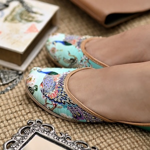 Rajasthani peacock print contemporary juttis | handmade genuine leather punjabi jutti/khussa/mojari/flats/bridal shoes