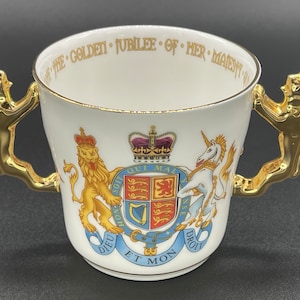 Elegant Queen Elizabeth II Golden Jubilee Loving Cup. Paragon. 2002. Royal Family. Unique Gift.