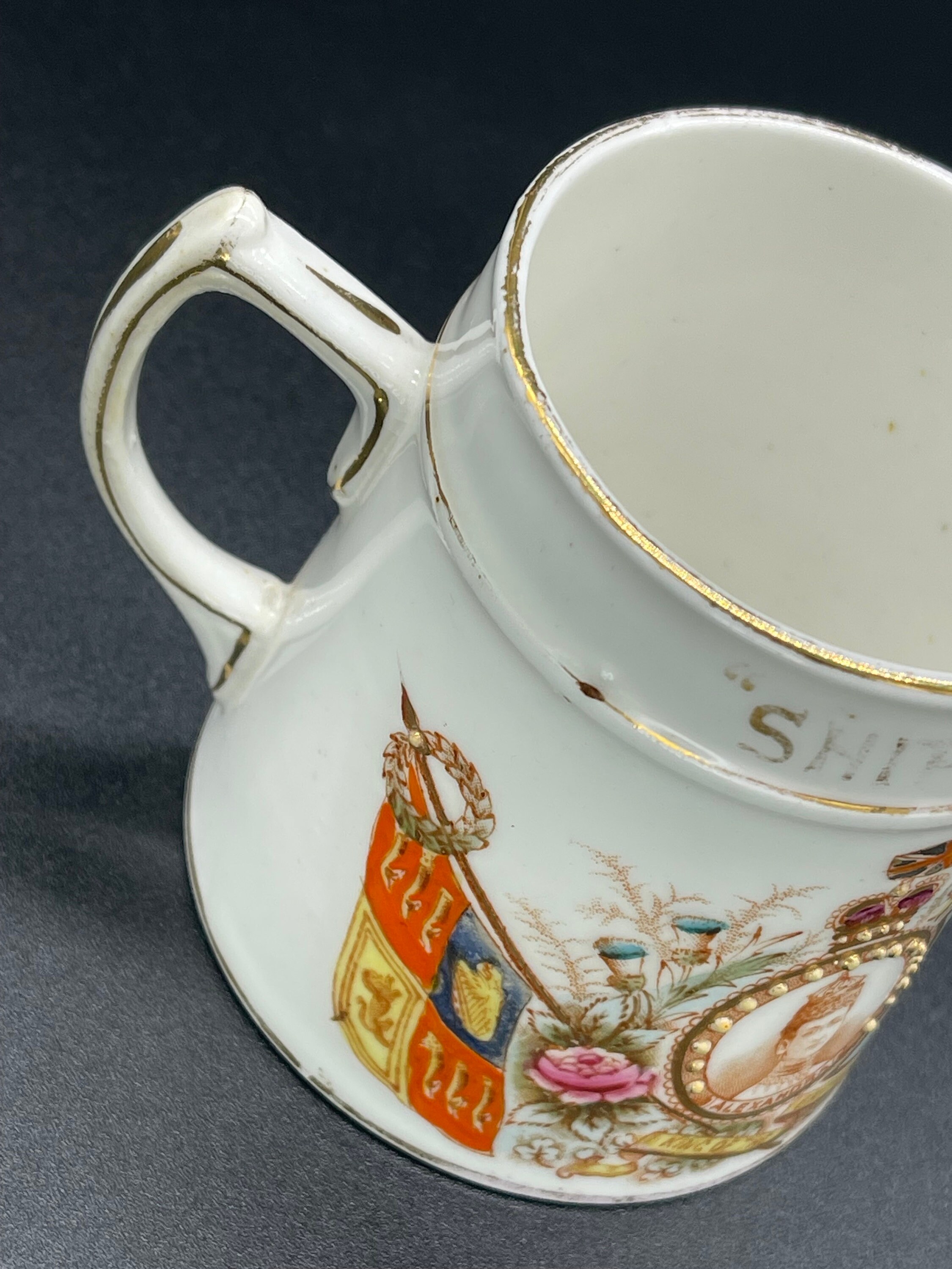 珍しいエドワード 7 世とアレクサンドラ王妃の戴冠式カップ