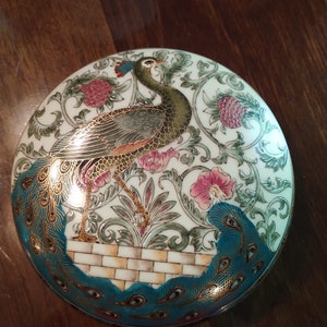 Vintage Asian peacock porcelain trinket/jewelry box