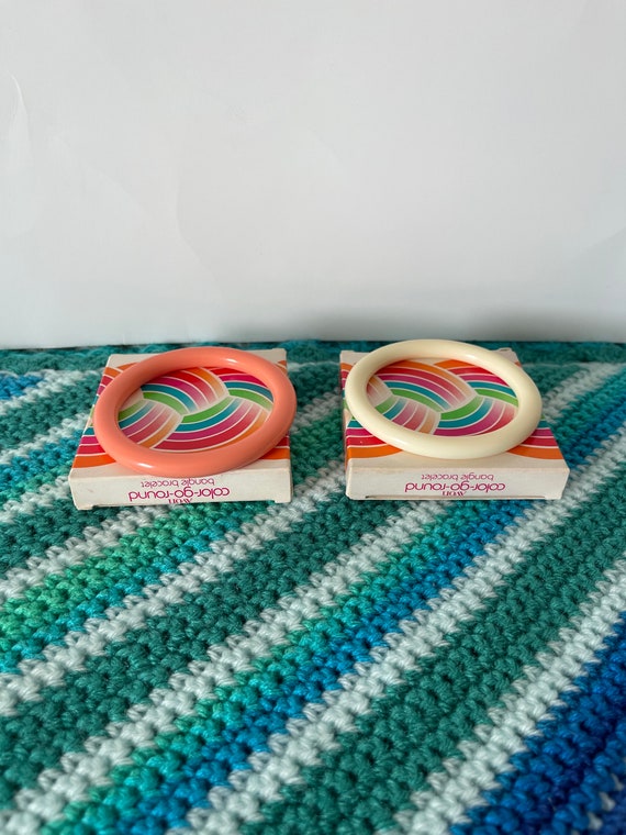 Vintage Avon Color-Go-Round Bangle Bracelets (wit… - image 1