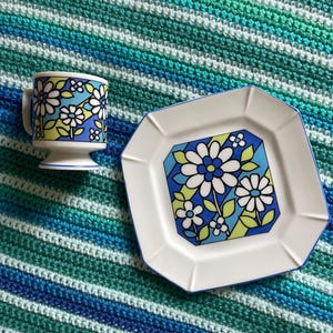 Vintage 1970s Flower Power Mug & Plate Set