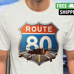 面白い NJ I 80 陥没穴シャツ ニュージャージー 交通ジョーク T シャツ ルート 80 道路標識ユーモア ロードトリップギフト 通勤ギフト 面白いロードトリップシャツ