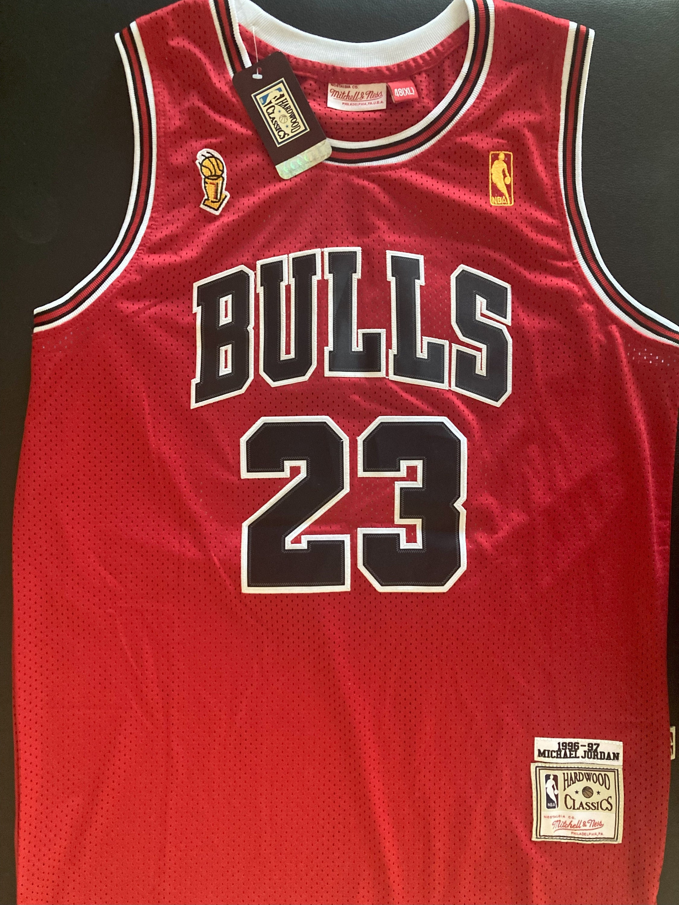 Autographed Chicago Bulls Michael Jordan Black 1997-1998 Mitchell