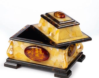 Amber Jewelry  box  with inserts with intaglio in a marine theme|amber storage box|Keepsake box|Luxury amber box