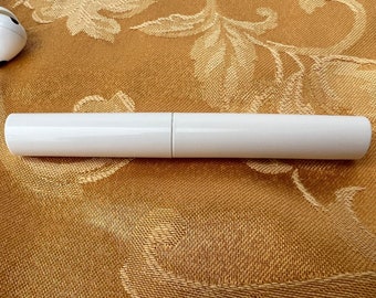 Multifunctional Earbud Cleaner - Pen-Style Tool with Pricker and Brushes - Boost Sound Quality