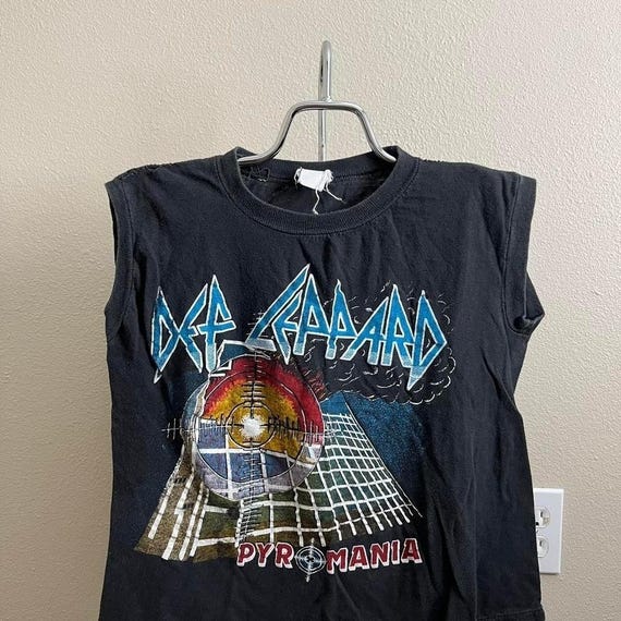 80s Def Leppard Pyromania Tee View 2