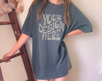 Comfort Colors C1717 Pepper Front Mockup Oversized Outdoors Mockup Model Mockup Trendy Mock Gray Colored Shirt Cowgirl Aesthetic Mockup