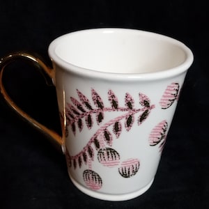 HTF RARE Anthropologie Mug Pink Gold Floral Leaves Gold Handle Excellent Cond