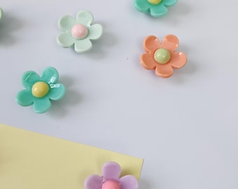 Plastic Flower Magnets, Refrigerator Magnets