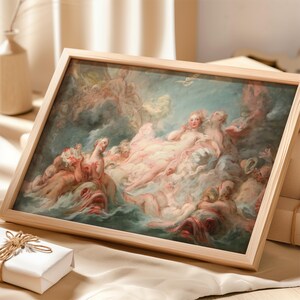 Puede incluir: Una pintura enmarcada que representa una escena de la mitolog&iacute;a griega. La pintura presenta un grupo de figuras, incluida una mujer con el pelo suelto y una corona, rodeada de nubes y agua. La pintura est&aacute; realizada en una paleta de colores suaves y pastel.