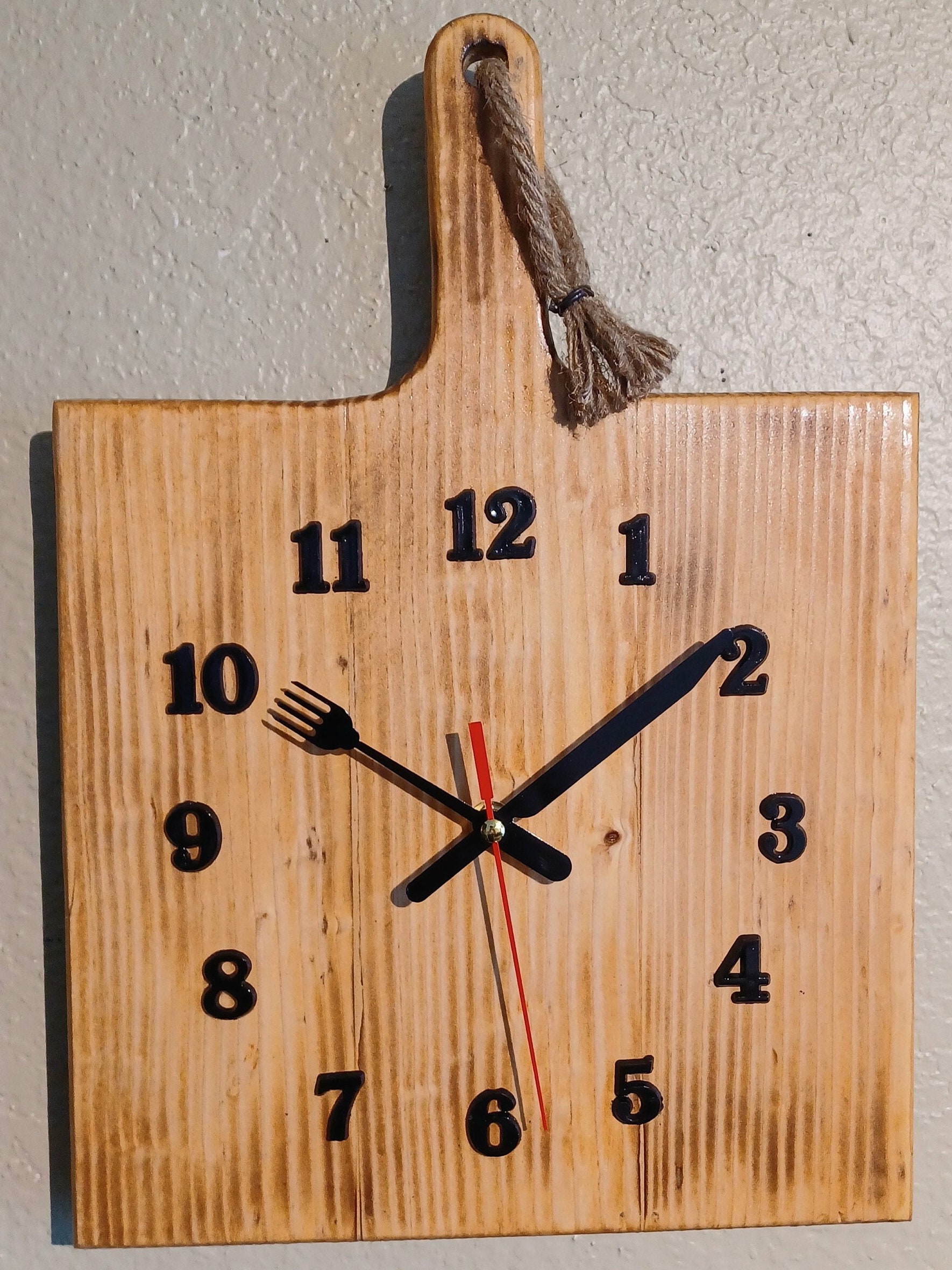 Farmhouse Rustic Cutting Board Wall Clock.natural Color,silent Non