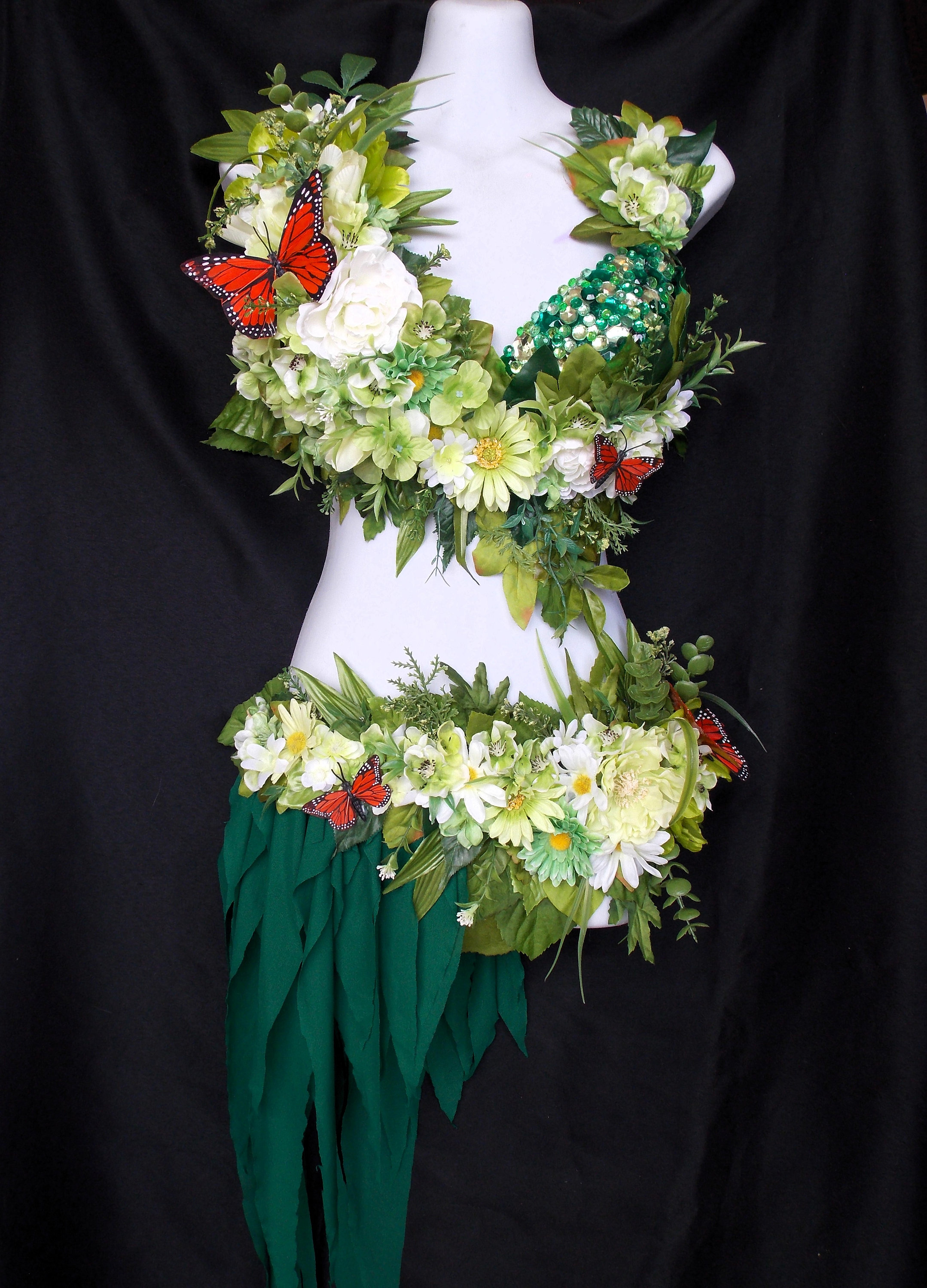 dressforfun 900346 - Disfraz de Chica Elfo del Bosque, Vestido en Verde y  Rojo Brillante (104