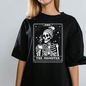 A carta de tarô Momster Esqueleto Mama SVG, carta de tarô da mãe SVG, design de camiseta de tarô da mãe.