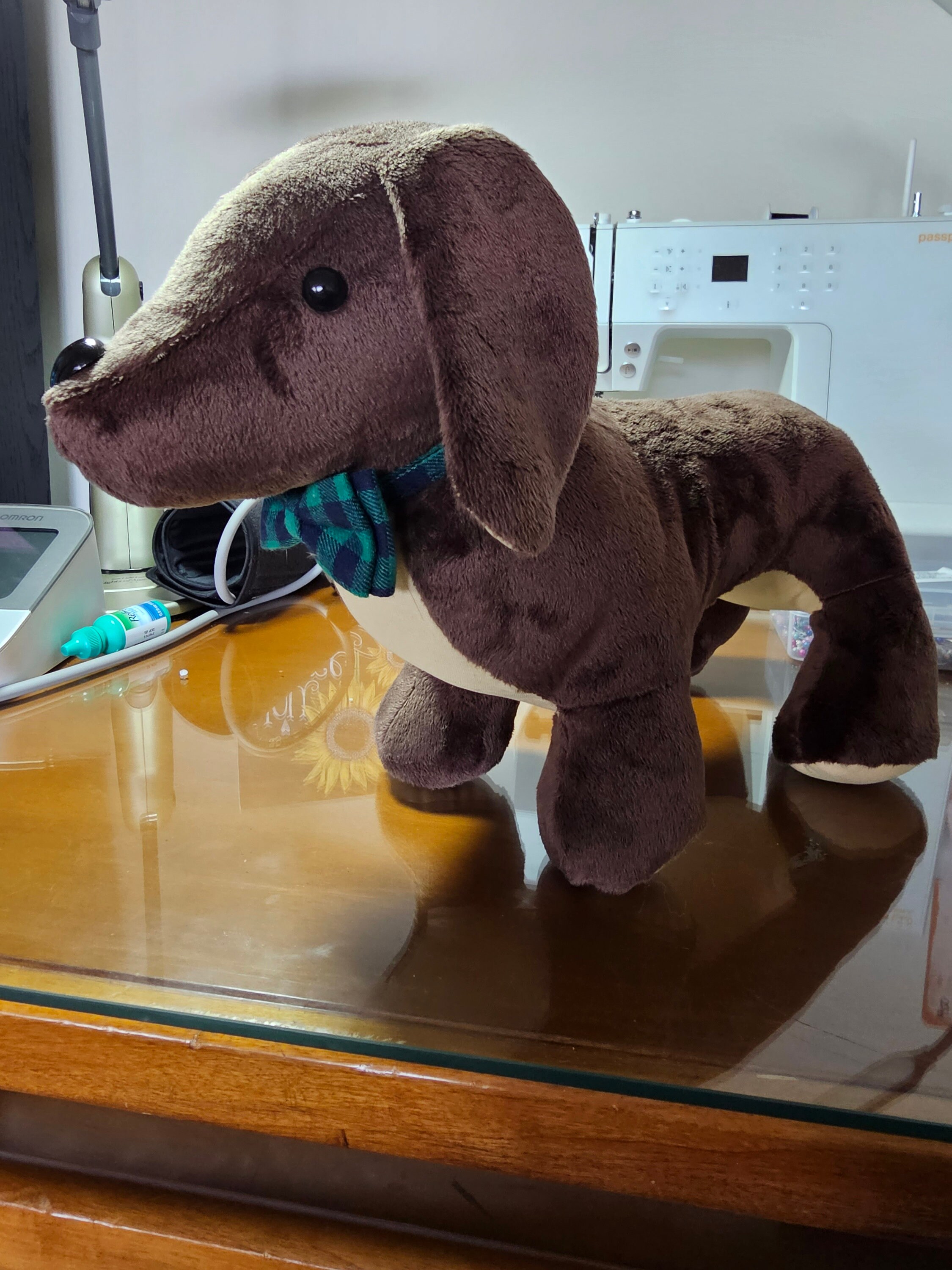 Amazon.com: Melissa & Doug Giant Dachshund - Lifelike