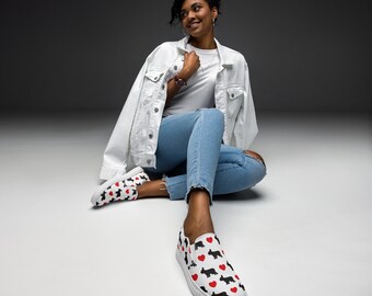 Frenchie Love - Women’s slip-on canvas shoes