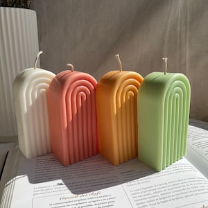 Bougie décorative arche arc-en-ciel - cire de soja - idée cadeau