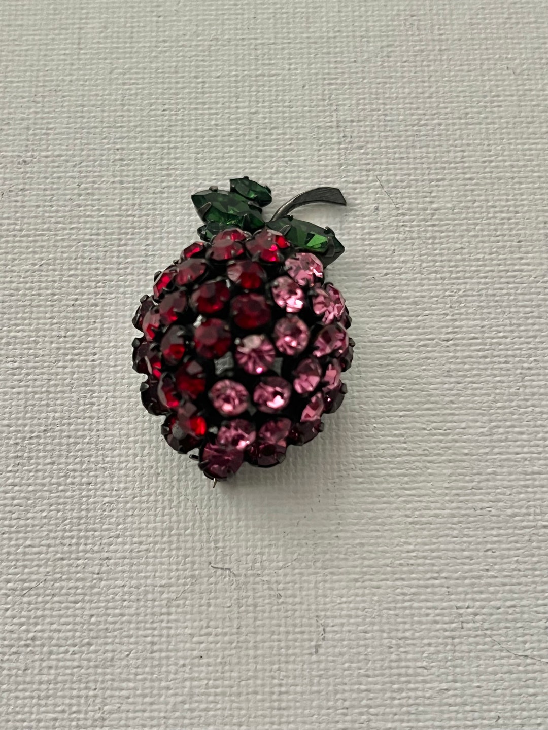 Vintage 1950s Warner Strawberry Brooch Rhinestone Pin Red