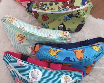 Bum bag cross-body bag for children with different patterns and colors, Sendung mit der Maus, Meine Freundin Connie, Pauli Maulwurf