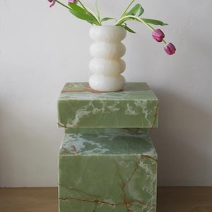 Statement Onyx Side Table, Green Stone Accent Table, Onyx End Table for Modern Interiors, Bedside Nightstand, Luxury Green Onyx Furniture